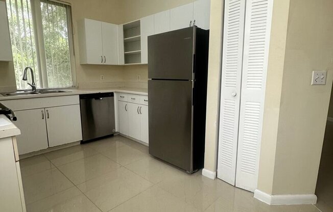 6992 SW 39th St Apt I304