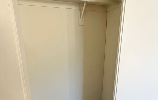 1 bed, 1 bath, $1,695, Unit 105
