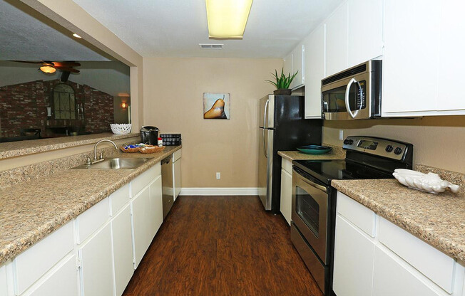 1 bed, 1 bath, 708 sqft, $1,345, Unit 445-229
