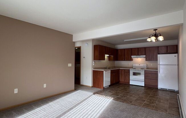 1 bed, 1 bath, 568 sqft, $935, Unit ME 2301-68