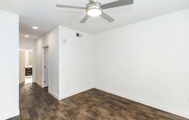 2 beds, 2 baths, 1,139 sqft, $4,216