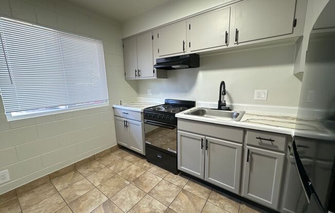 1 bed, 1 bath, 515 sqft, $995, Unit 475-B