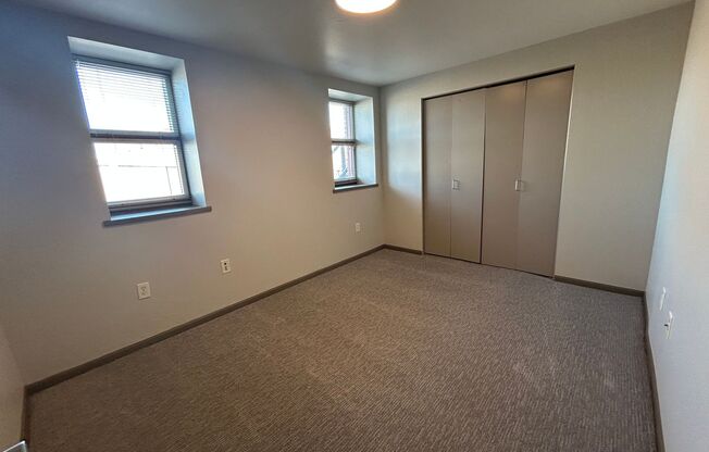 2 beds, 2 baths, 890 sqft, $1,195, Unit 2019-102