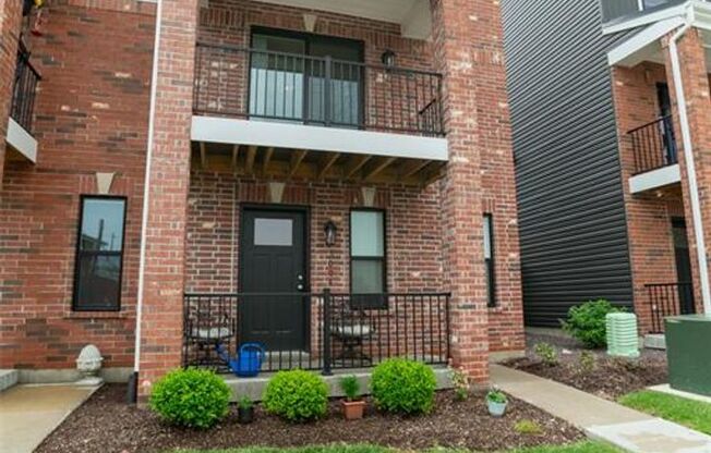 2 beds, 2 baths, 1,154 sqft, $2,500, Unit Daggett Avenue- 5004