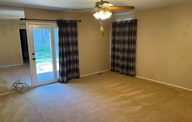 Large Home in Warr Acres, Putnam City Schools