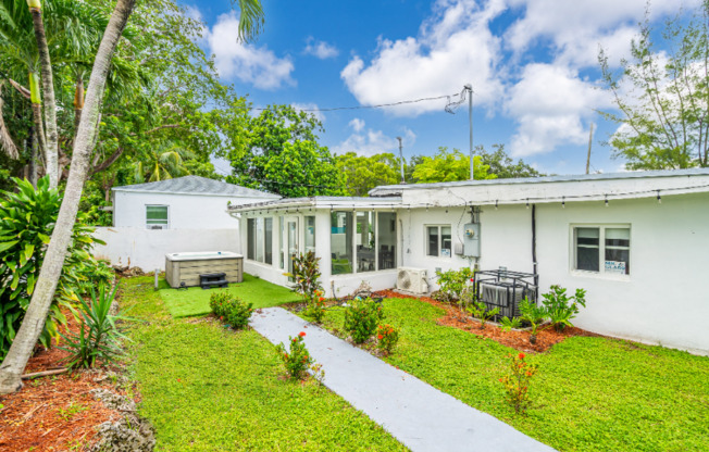 342 NW 46 ST