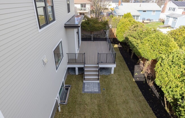 239 MTN AVE