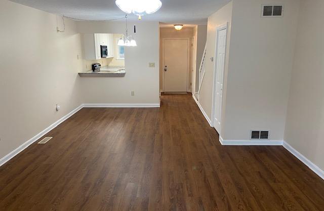 2 beds, 2 baths, 1,112 sqft, $1,650