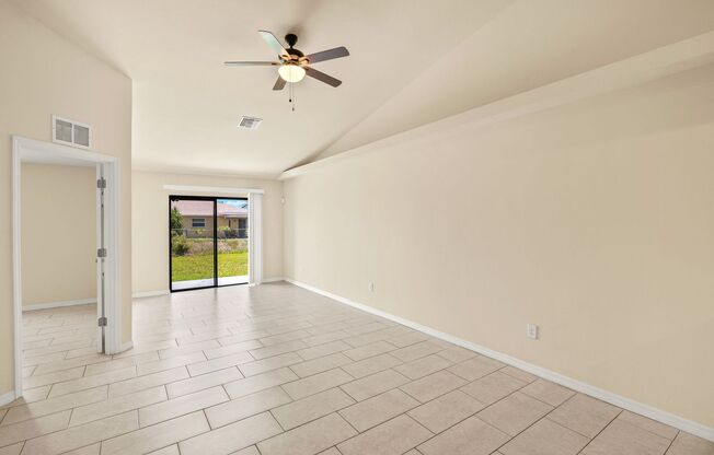 Newly Constructed 3 bed 2 bath duplex with garage.