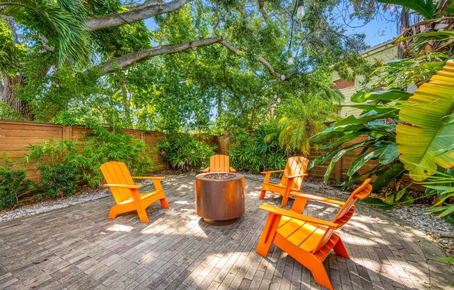 2 beds, 1 bath, 729 sqft, $1,839, Unit 1411-05