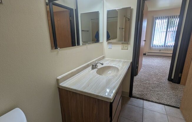 2 beds, 1 bath, 970 sqft, $1,299, Unit FB 3054