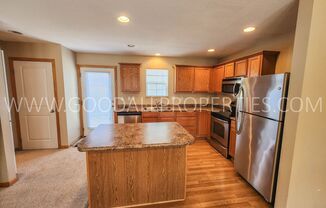 2 beds, 2.5 baths, $1,595