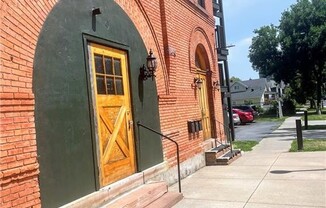 389 GREGORY ST