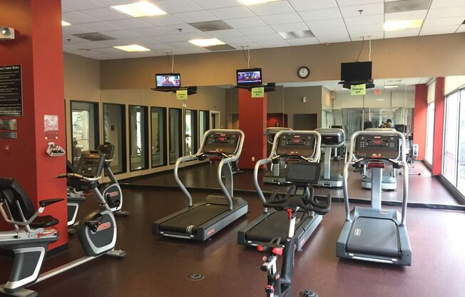 Studio, 1 bath, $1,830, Unit Apt S325