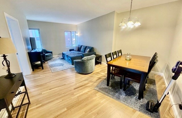 19 WIGET ST