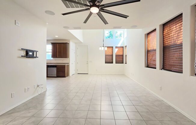 Excellent location and great amenities included!