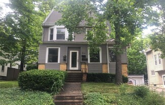 84 RHODES AVE