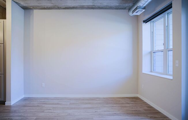 1 bed, 1 bath, 681 sqft, $1,500, Unit 114