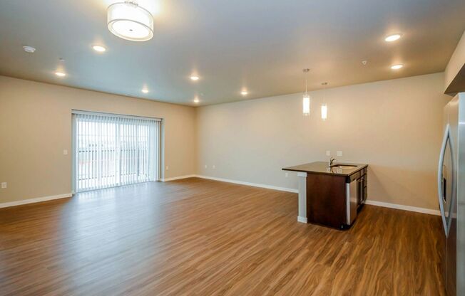 2 beds, 2.5 baths, 1,270 sqft, $1,475, Unit Unit J- Building 2257 - Sunny Ridge