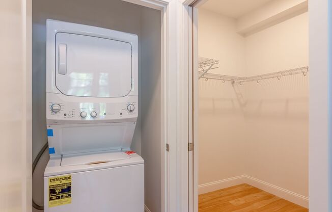 1 bed, 1 bath, 742 sqft, $2,650, Unit 44-103