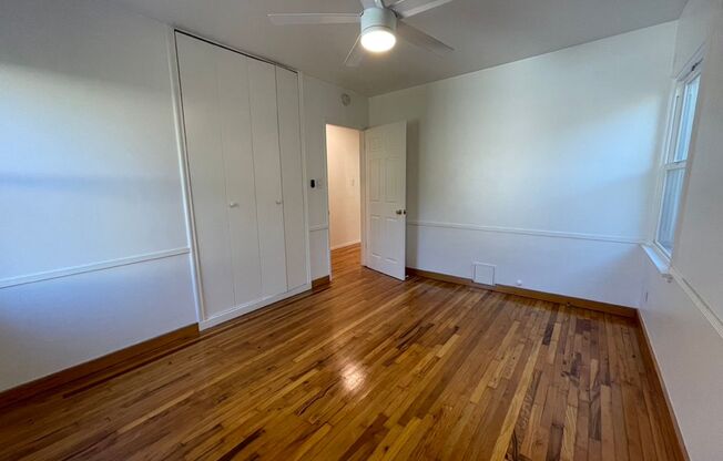 2 beds, 1 bath, $4,995