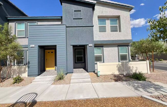 Beautiful Townhome In Henderson