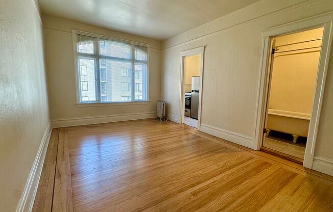 Studio, 1 bath, $2,395, Unit 606