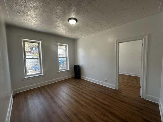 2633 96 ST