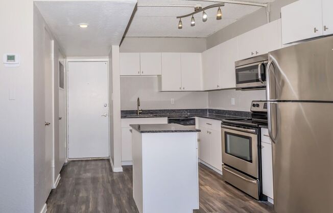 1 bed, 1 bath, 652 sqft, $1,225, Unit 206