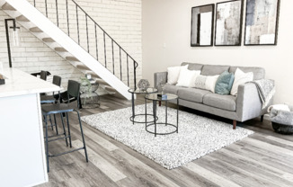 123 LA FRESA CT