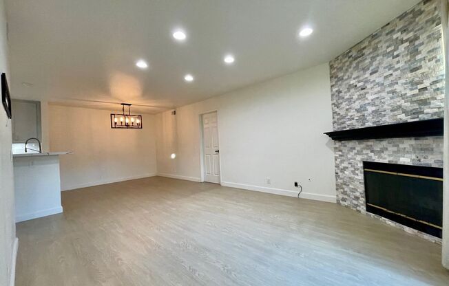 Gorgeously Remodeled 3 Bedroom 2 Bathroom in Rancho SD!