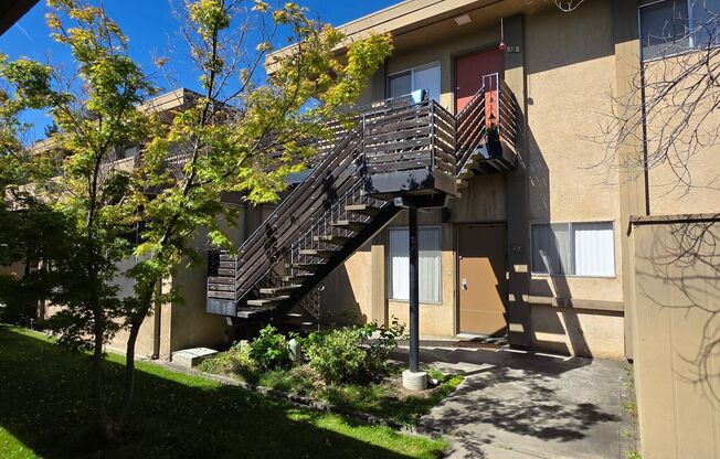 Towne House South Hills