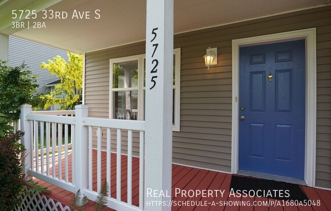 5725 33 AVE S