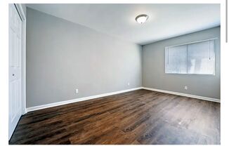 2 beds, 1 bath, 1,100 sqft, $1,295, Unit W-L05