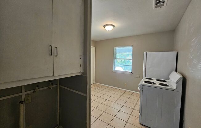 2bed 1 bath near VA Hospital
