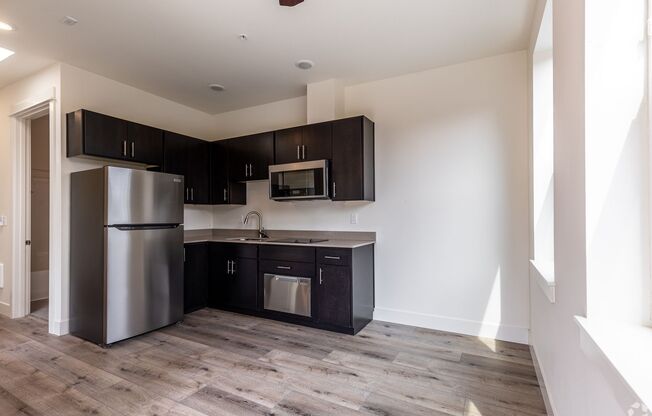 1 bed, 1 bath, 472 sqft, $1,399, Unit 1403