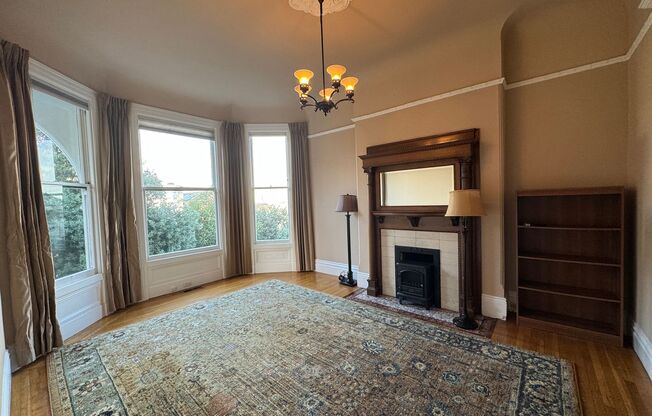 Elegant and Remodeled 3BR Victorian Flat near Dolores Park!