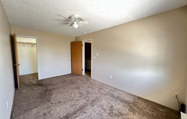 2 beds, 1 bath, 800 sqft, $965, Unit 395-08