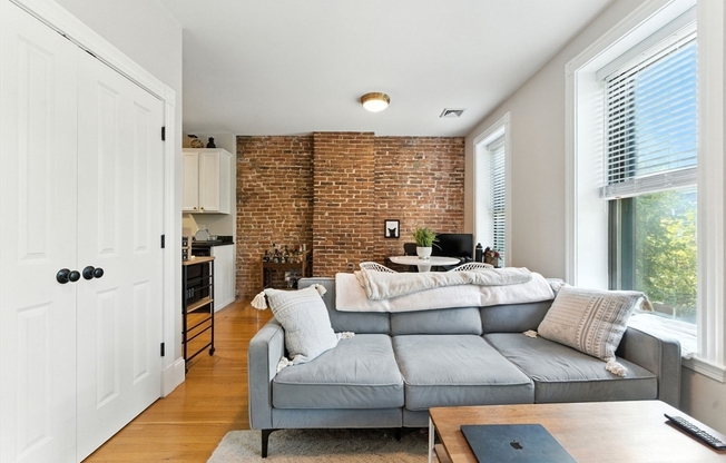 19 Medford St.
