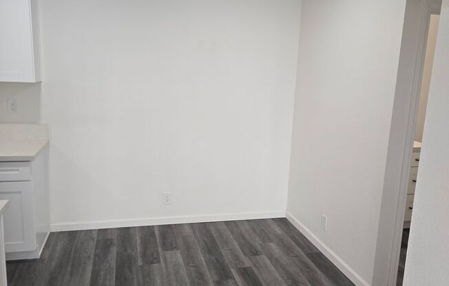 1 bed, 1 bath, 500 sqft, $1,825, Unit 55-44
