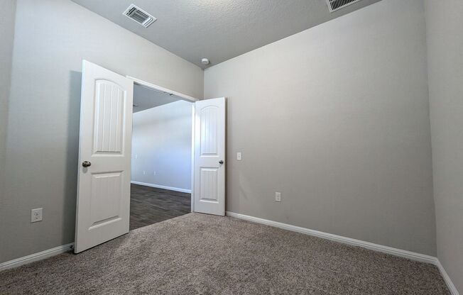 Modern 3-Bedroom Condo for Rent in Pflugerville!