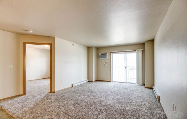 3 beds, 2 baths, 1,342 sqft, $1,365, Unit 2213-308