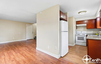 1310 E 32 ST