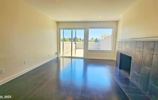 3 Bed, 2 Bath Apartment Newly Remodel in Prime Roosevelt Location