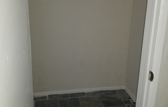 Studio, 1 bath, 450 sqft, $1,450, Unit 218
