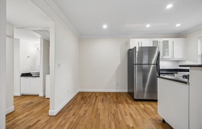102 W. 12th St