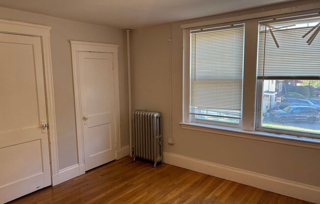 Studio, 1 bath, 379 sqft, $1,850, Unit 208 Main Street #41