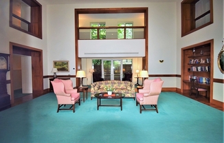 130 Mount Auburn St
