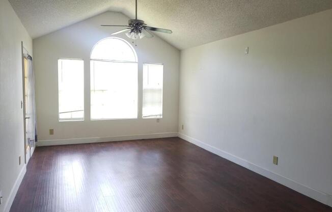 11520 Westwood Blvd # 12