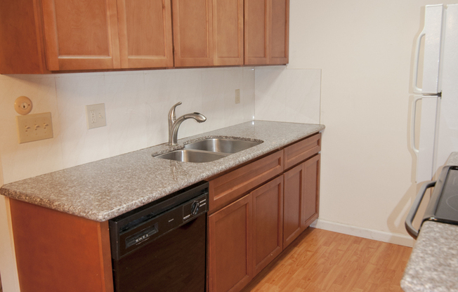 2 bedroom 1 bath Condo coming soon! 936 Kiely Blvd, Unit J,  Santa Clara